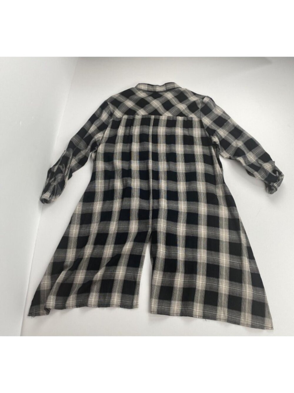 EVELYN Blue Women's Plaid Long Sleeve  Blouse Top Size Medium Lightweig Casual - Picture 2 of 10